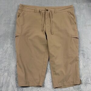 Magellan Outdoors Womens XL W40 Cargo Capri Pants Khaki Hiking Travel Drawstring